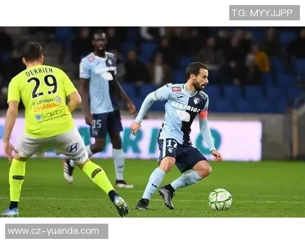 尼奥尔与南希的精彩对决分析及赛季前瞻展望