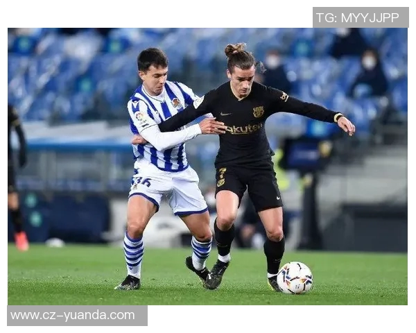 尤文图斯与巴萨对决精彩回顾球迷热议战术与表现分析