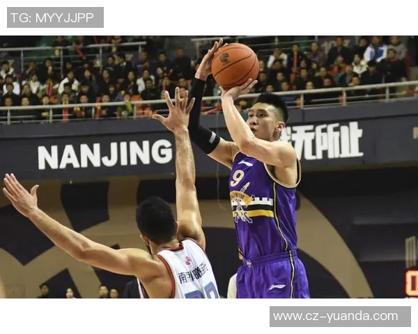 孙悦的篮球之路：从青涩少年到CBA明星的奋斗与荣耀