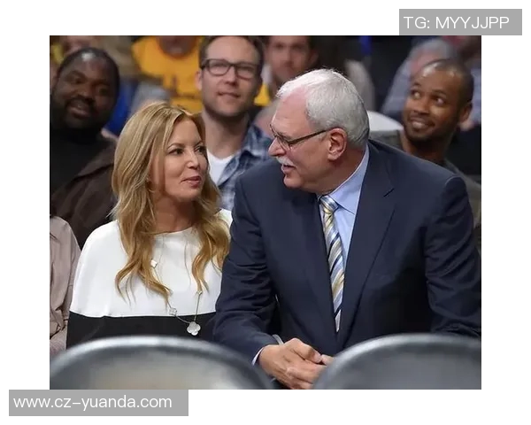 湖人女老板因家族纷争被起诉巴斯家族权力斗争愈演愈烈