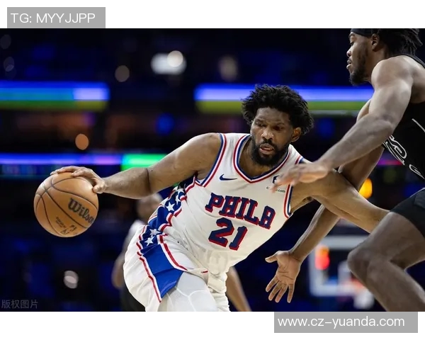 费城76人队与黄蜂的精彩对决分析及赛季展望