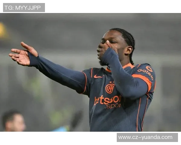 国际米兰迎战维快速决战意甲赛场展现足球激情与荣耀