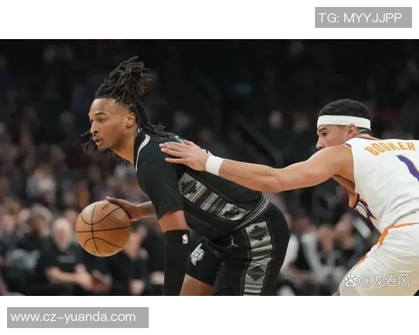 马刺与太阳激战正酣NBA赛场精彩瞬间回顾与分析